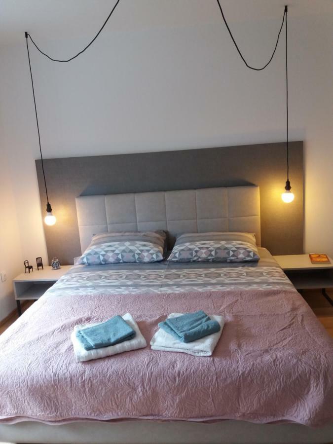 Lola App In City Center, 4+1 Pax Пула Экстерьер фото